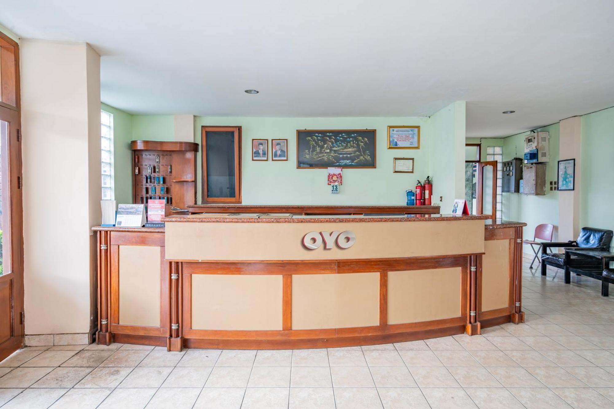 Hotel Collection O Near Stadium Wiradadaha Formerly Abadi